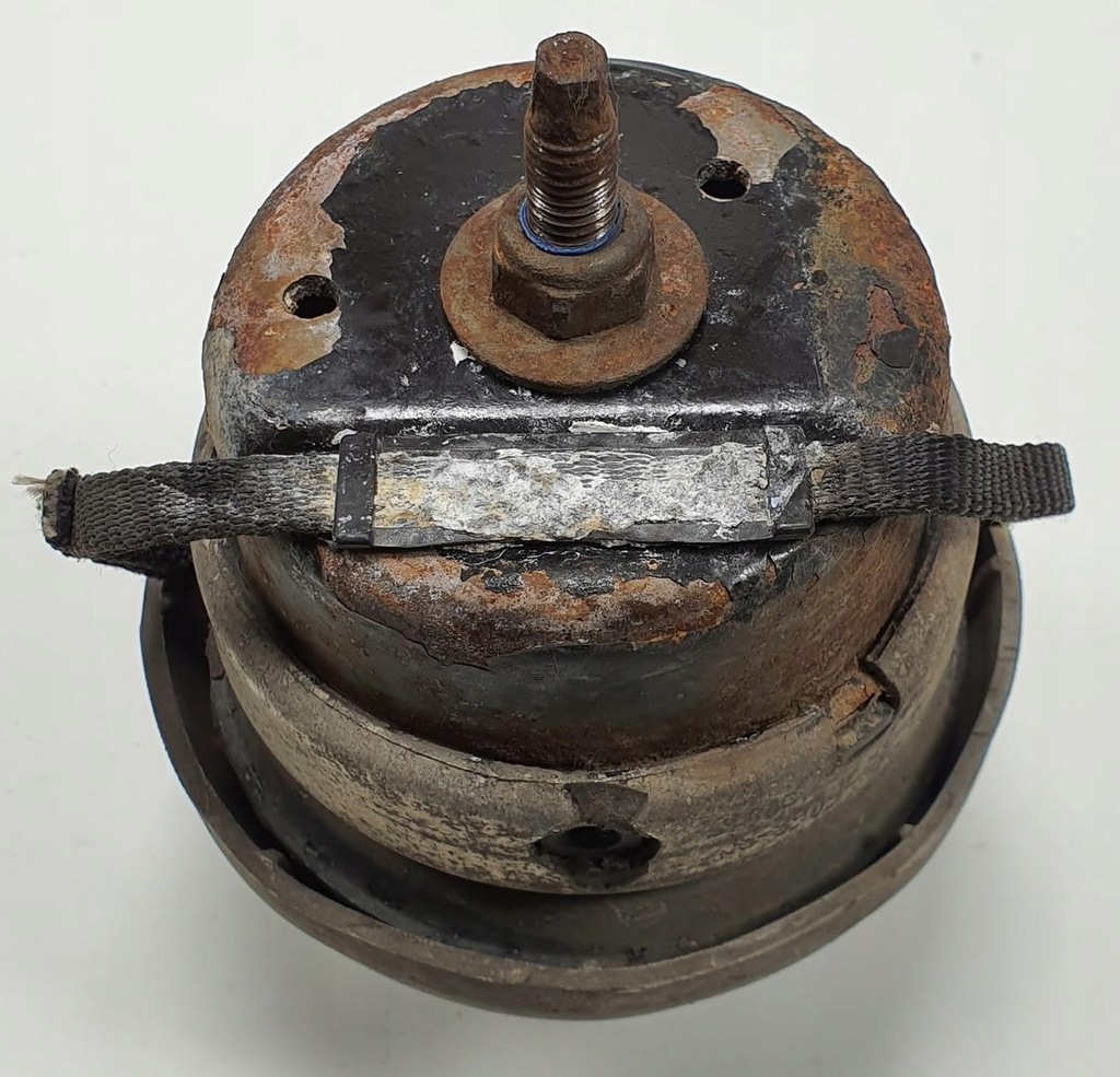 фото №3, Подушка двигуна aston martin rapide 4g43-6068-bc