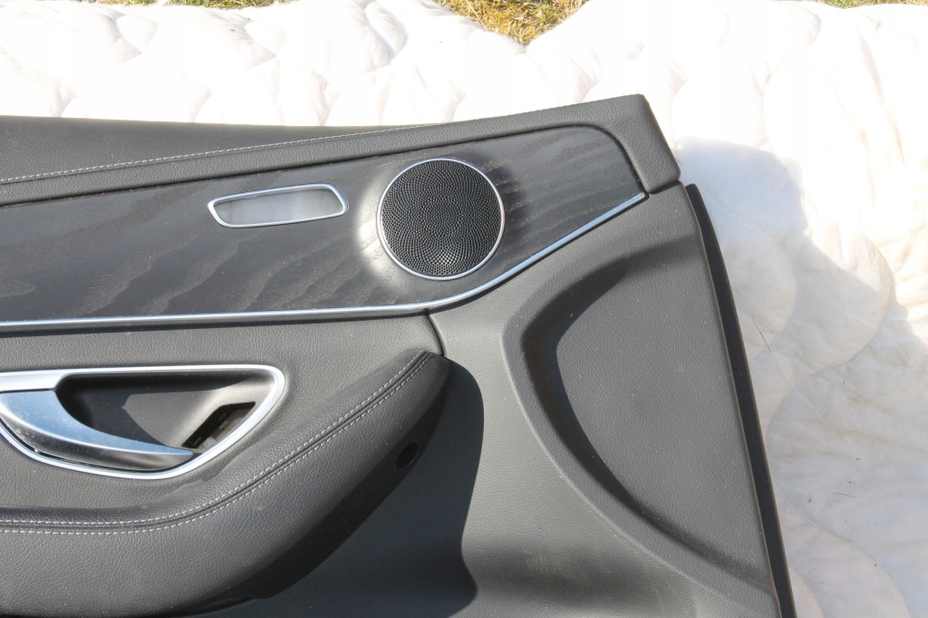 фото №3, Обшивка дверь обивка europa mercedes w205 amg