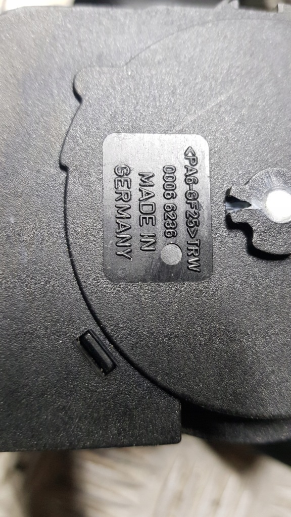 фото №14, Mercedes w220 pas безпеки правий перед