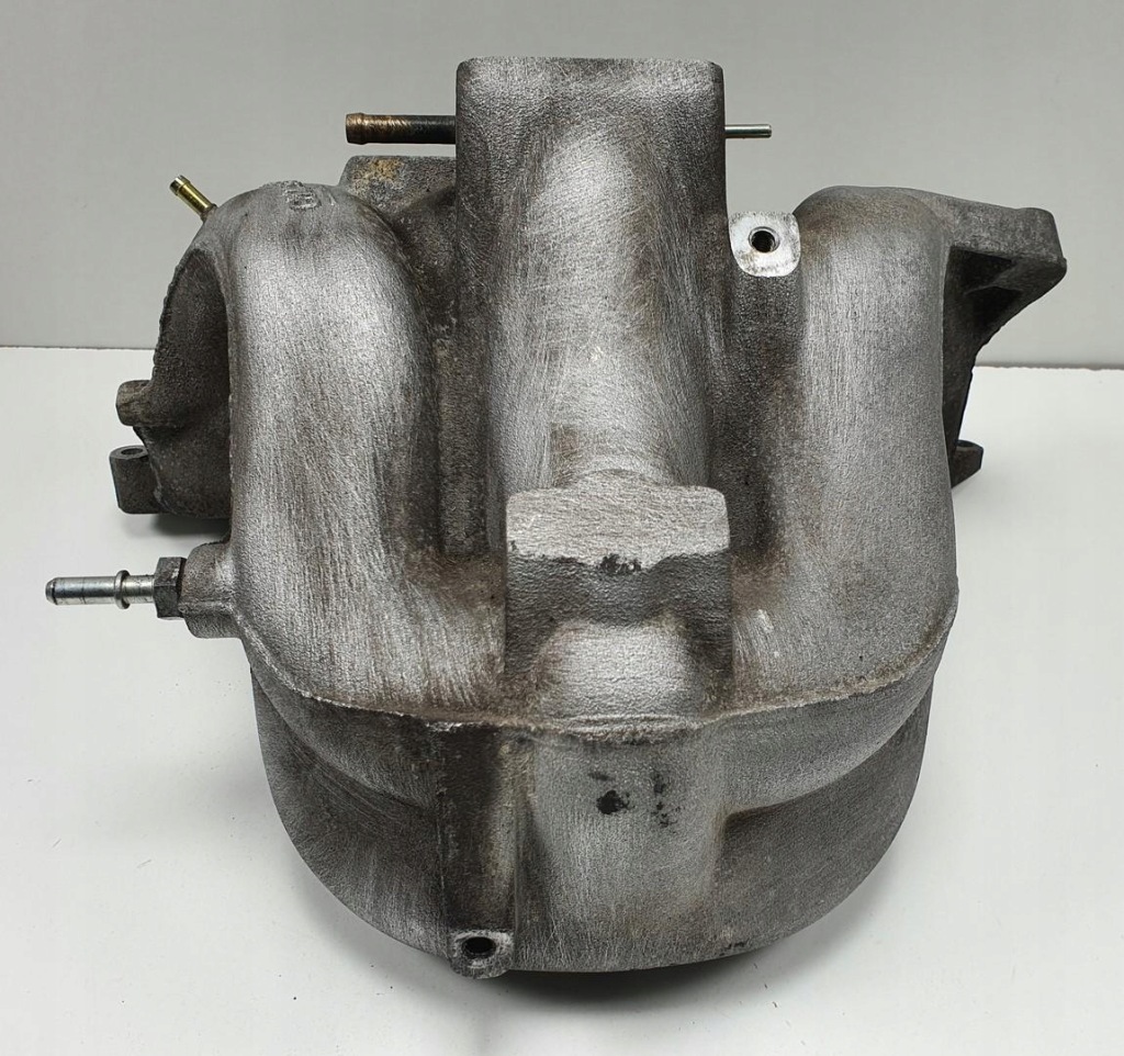 Коллектор впускной  opel astra ii g 2.0 t 93244911 в Украине