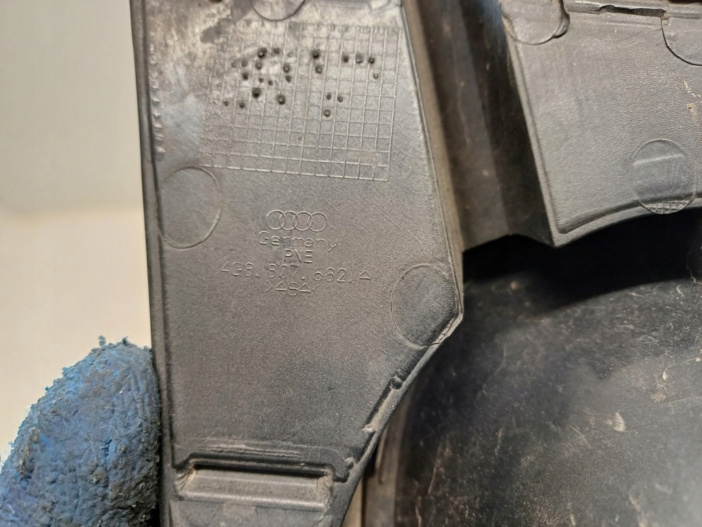 Купити Audi a7 4g 10- решітка бампера перед ліва права 4g8807681a 4g8807682a