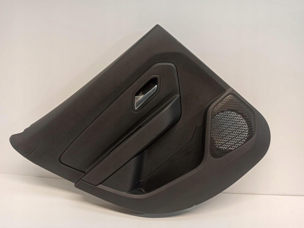 фото №1, Dacia duster обшивка дверь левый задняя 829a15186r