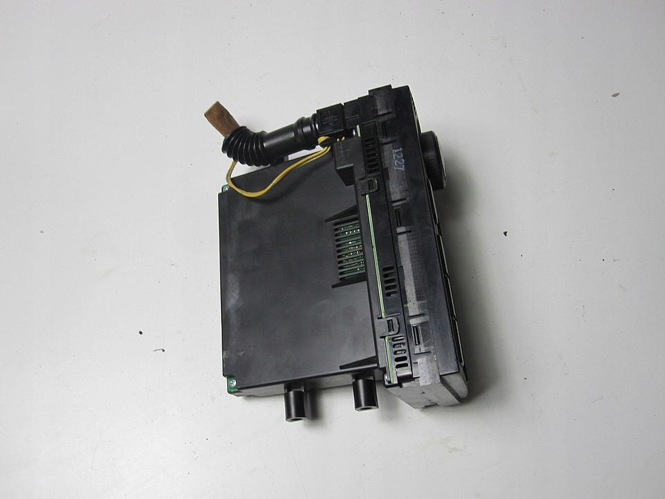 фото №9, Панель кондиціонера subaru legacy iii 01r