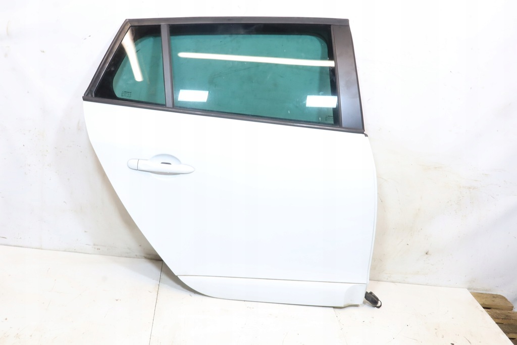фото №1, Дверь правый задняя renault megane iii lift dv369 kombi