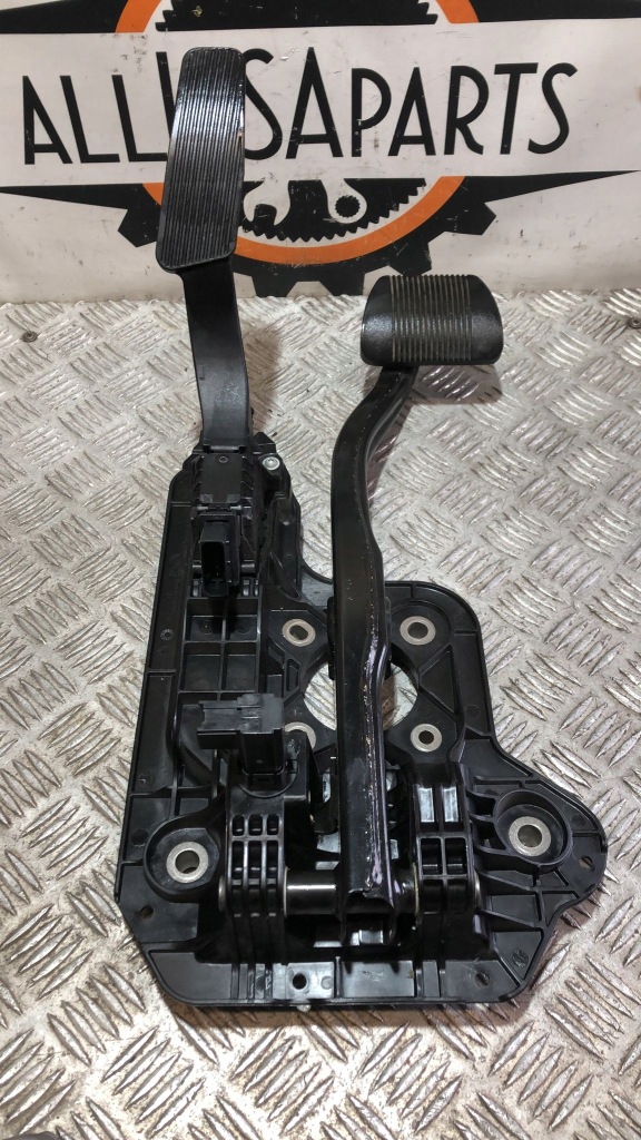 фото №1, Педаль педали gaz тормоз chrysler pacifica 2017-