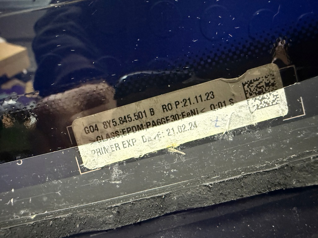 фото №8, Стекло задняя с подогревом подогрев audi a3 s3 rs3 8y sedan 8y5845501b 24” oem