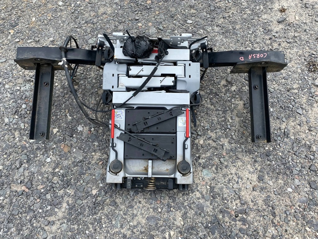 фото №4, Opel corsa d балка задня кронштейн багажник na велосипед