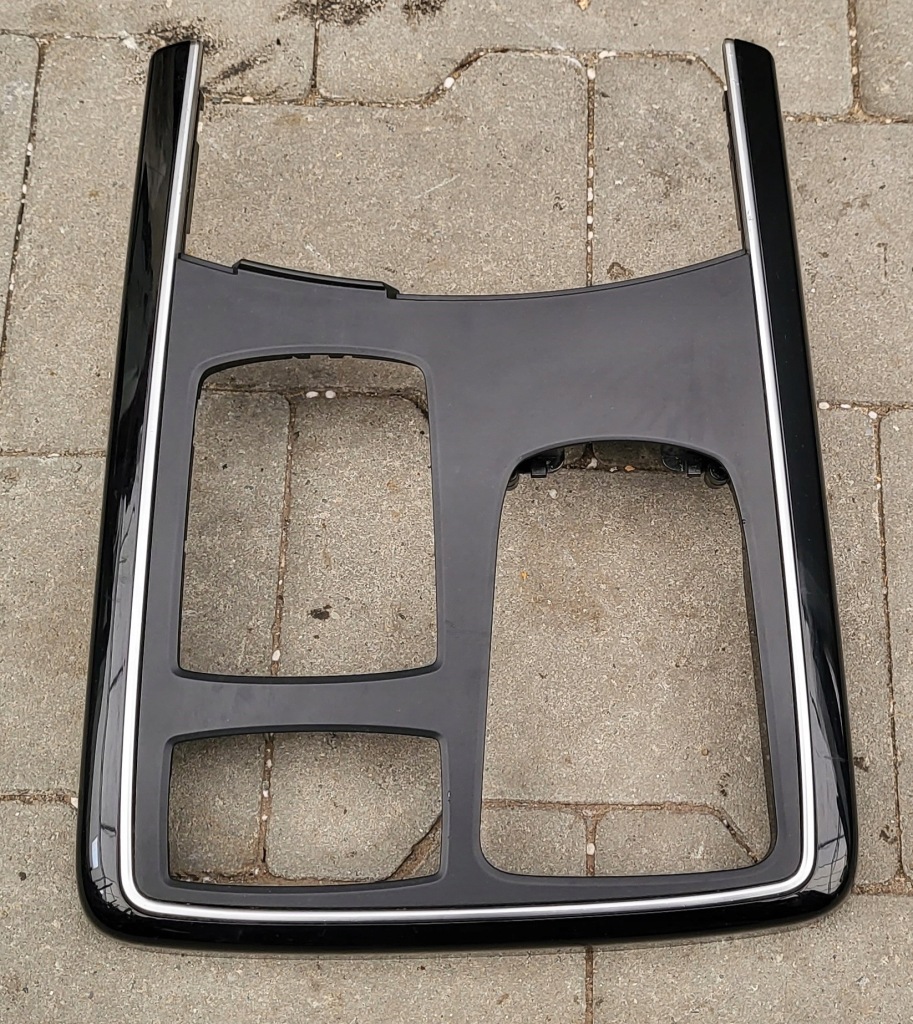 фото №1, Mercedes gle w166 рамка dekor туннель a1666800803