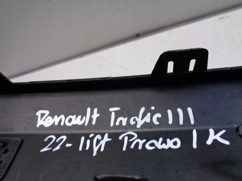 фото №3, Решітка бампера права renault trafic iv 22-