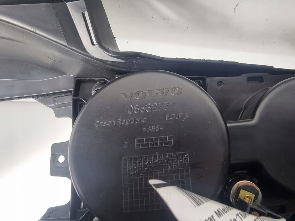 фото №11, Підлокітник тунель середній volvo v40 ii