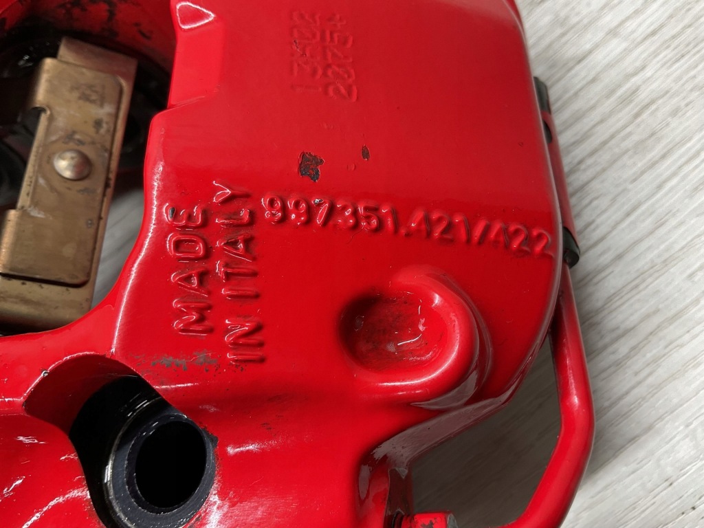 Супорт гальмівний передні  porsche 911 997 997351421 Недорого