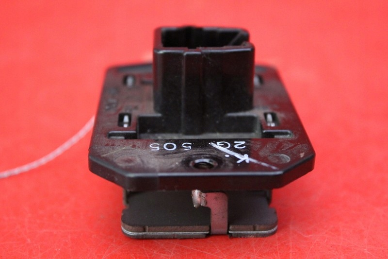 фото №4, Резистор обдув резистор suzuki swift iv mk6 05r