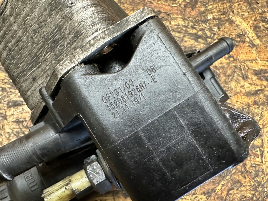 фото №7, Корпус фильтра масла renault 1.6 dci 152081926r