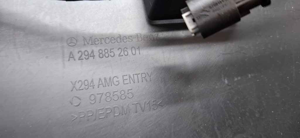 фото №16, Mercedes eqe 43 amg 24- бампер задня задній pdc