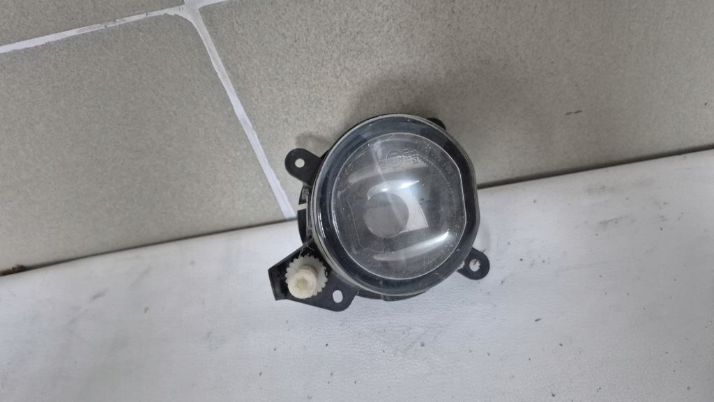 фото №1, Bmw z4 e85 - противотуманная фара правый перед 0305060004