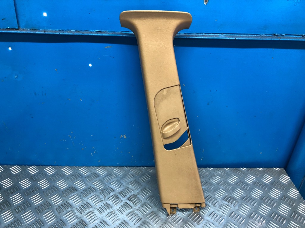 фото №1, Mercedes ml w163 98- левая защита обивка обшивка стойка бежевая