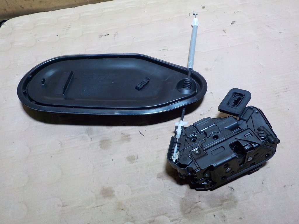 фото №5, Замок двері правий задня skoda fabia iii 1.0 tsi