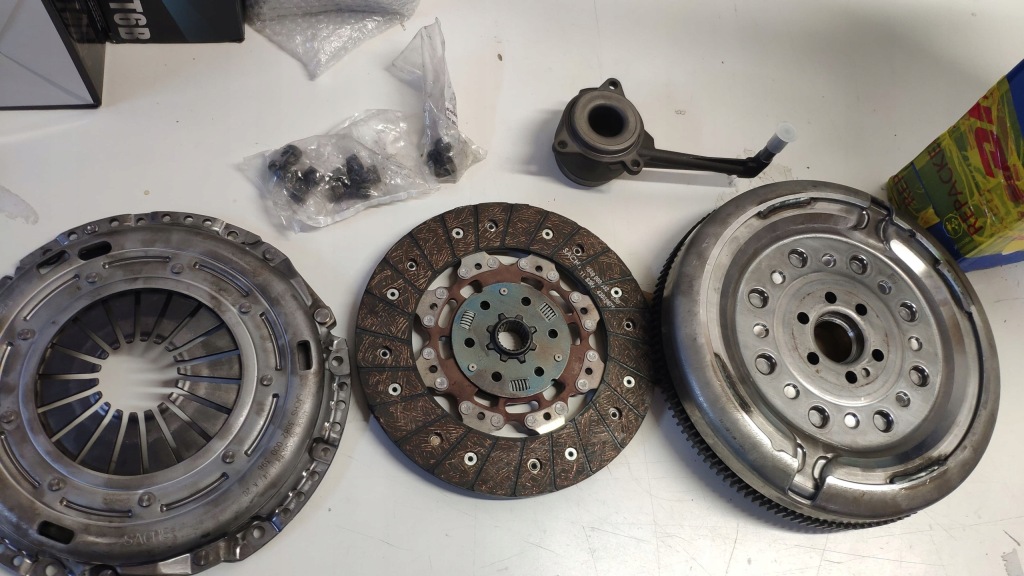 фото №12, Sachs зчеплення комплект ford c-max/focus/galaxy 2,0 tdci 04-15 dmf