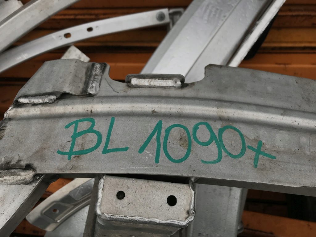 фото №14, Audi q7 4m0 ii балка бампера передний 4m0807109e