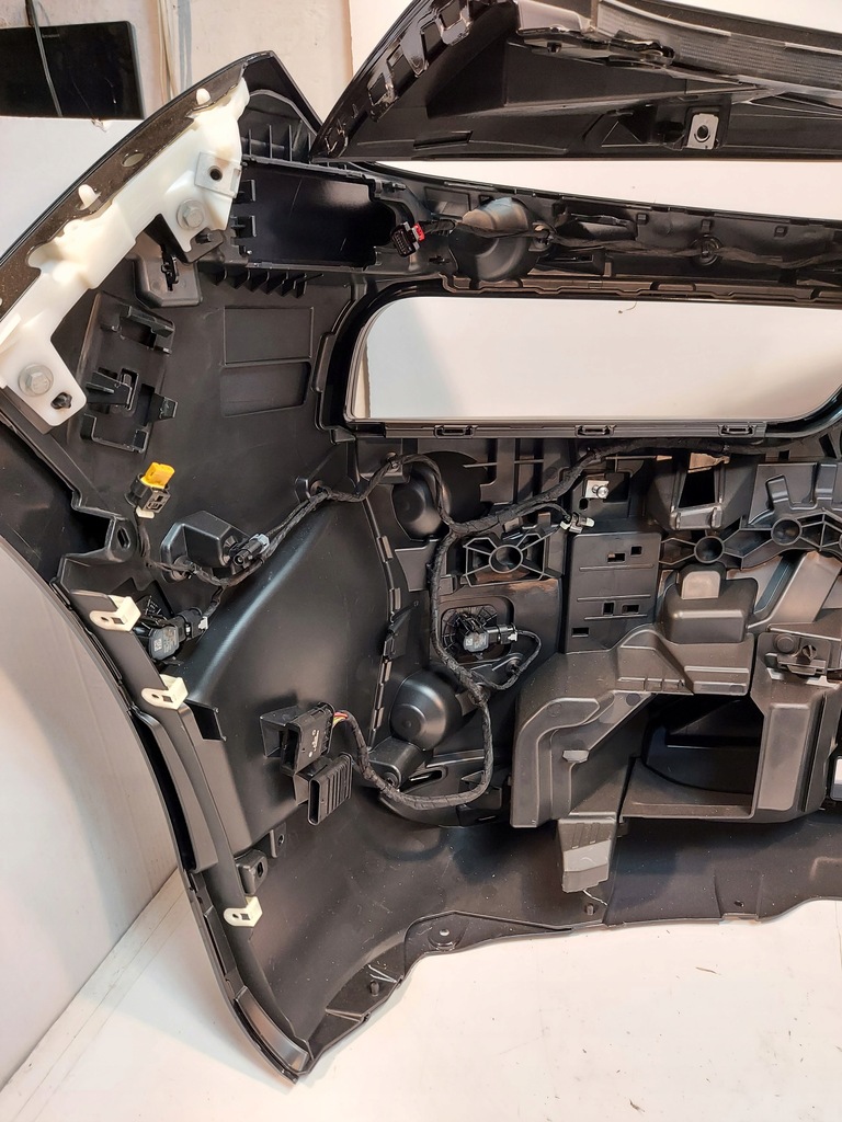 фото №15, Bmw 7 g70 i7 бампер перед передний basic black sapphire 475 eu