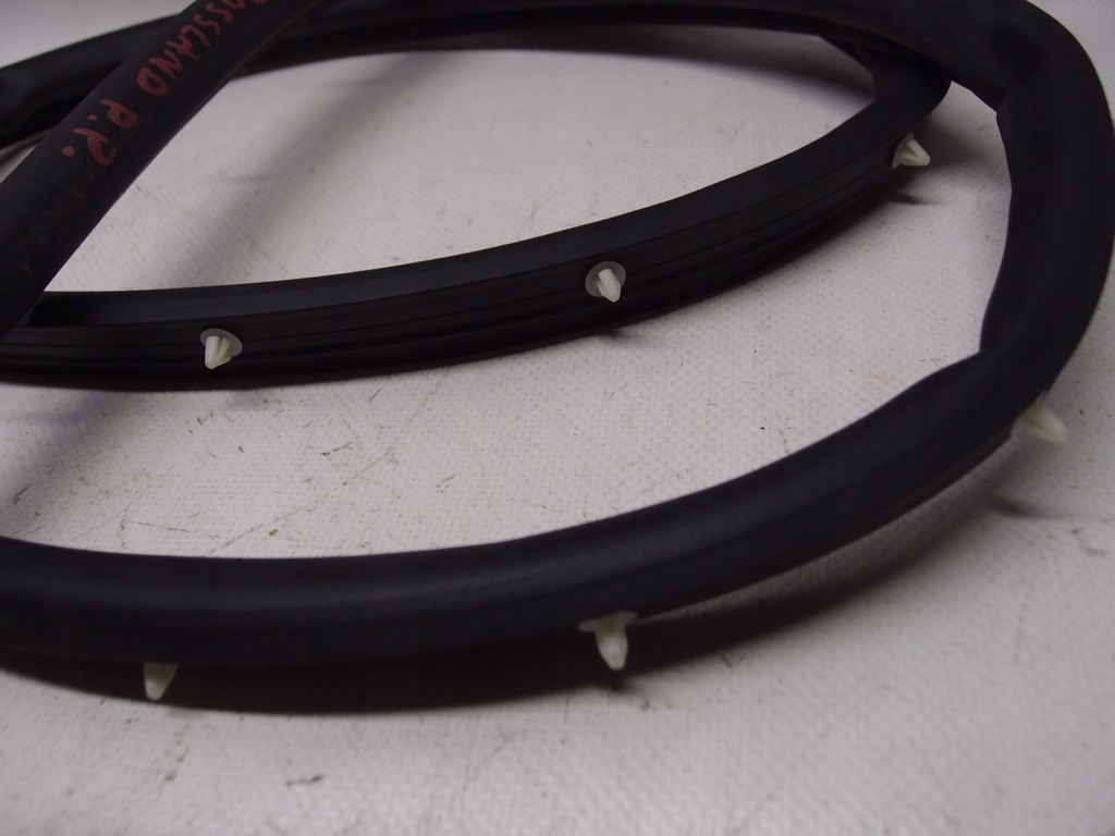 фото №6, Прокладка дверь правый перед opel crossland 2017r