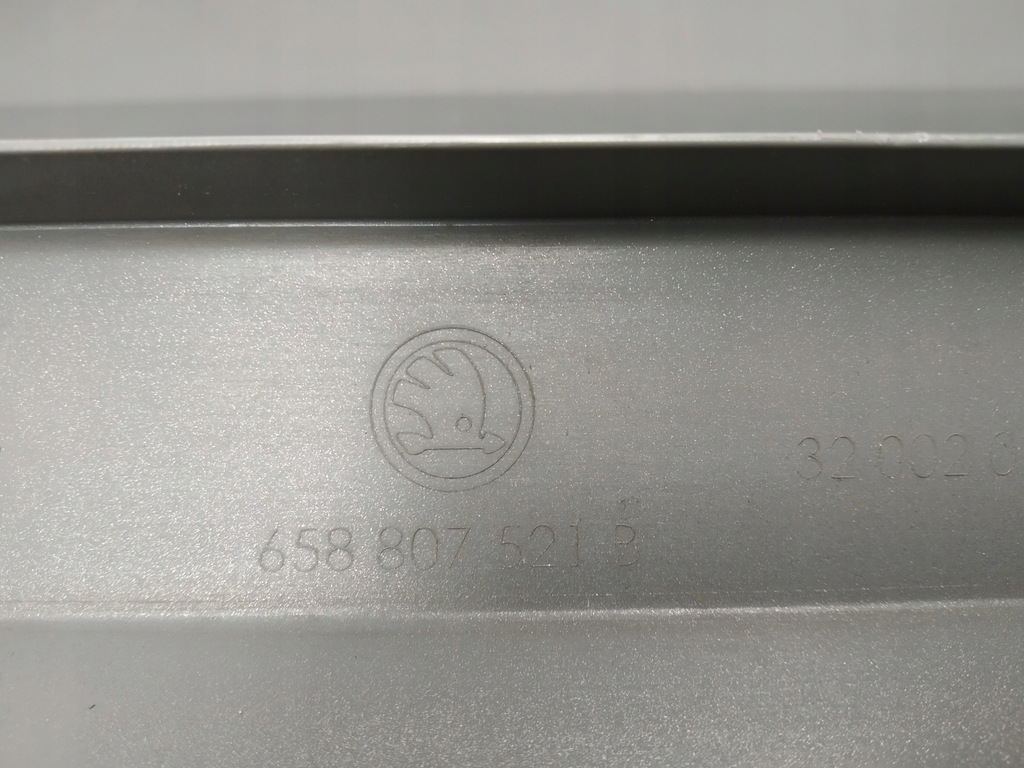 фото №8, 19+ skoda kamiq накладка-спойлер спойлер pod бампер задня