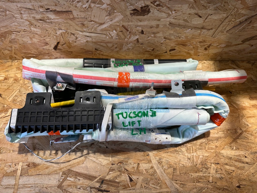 фото №1, Шторка безопасности левая правая hyundai tucson ii lift