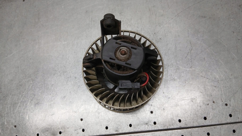 Вентилятор обігрівача mercedes benz a-klasa w 168 1.7cdi 97-01r в Україні