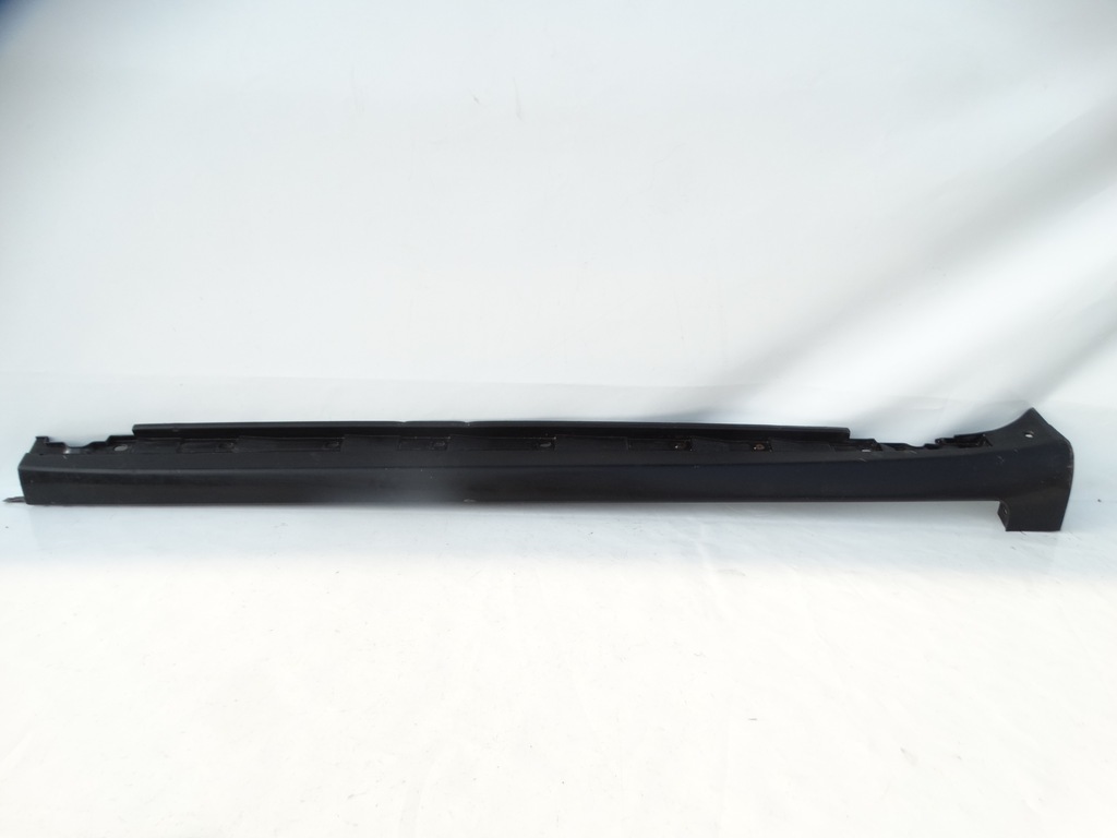 фото №1, Молдинг порог левая 8e0853859 audi a4 b7