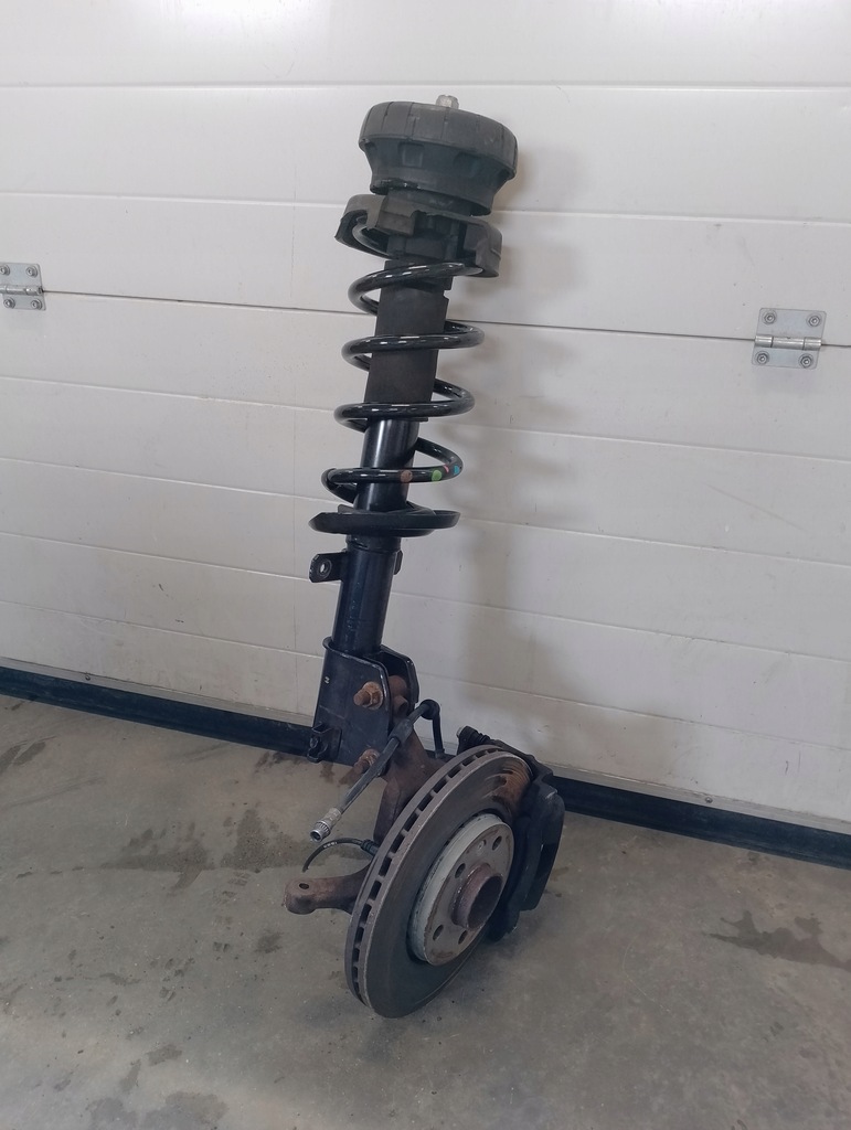 фото №1, Поворотный кулак подвеска правый перед nissan nv300 renault trafic iii