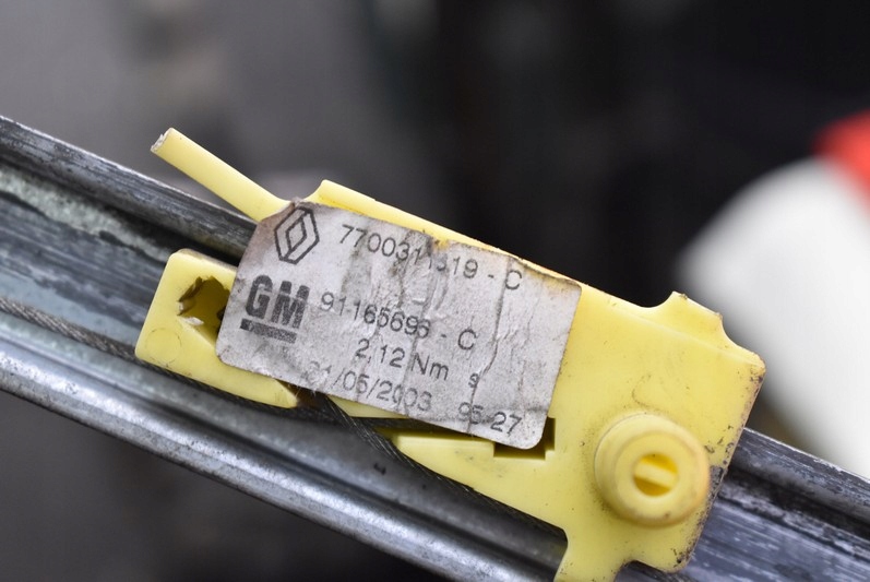 фото №9, Підйомник скло правий перед 91165696c opel vivaro a 1 i 01-14