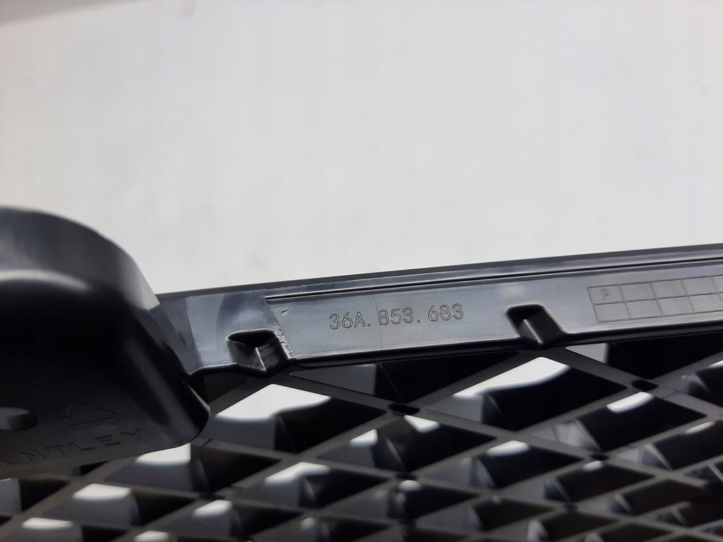 фото №11, Bentley bentayga решётка радиатора решётка решётка радиатора левая сторона 40105497 40105495