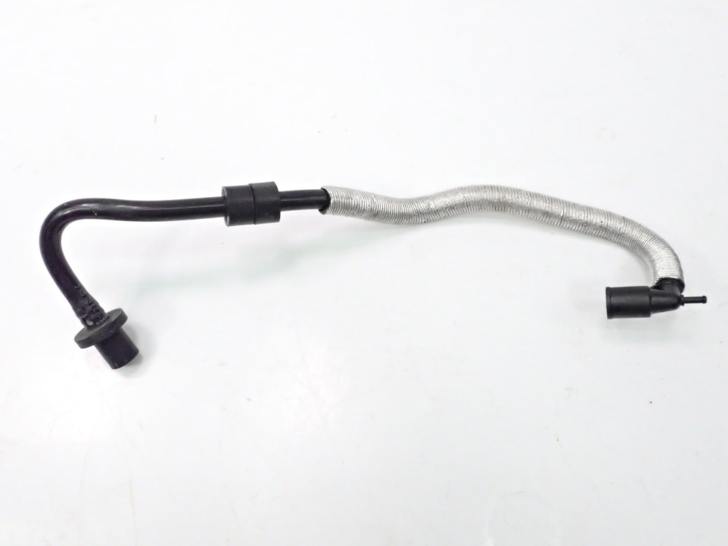 фото №1, Шланг двигателя 4.2 tdi ccf audi q7 4l 7l8611931c