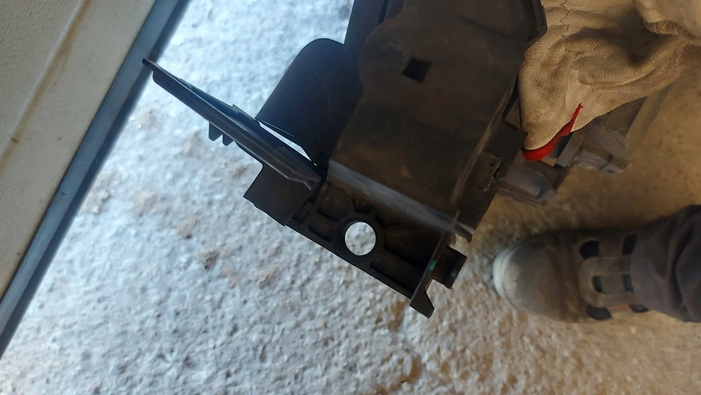 фото №10, Citroen c3 ii 1.4 8v pas передний радиатор комплект