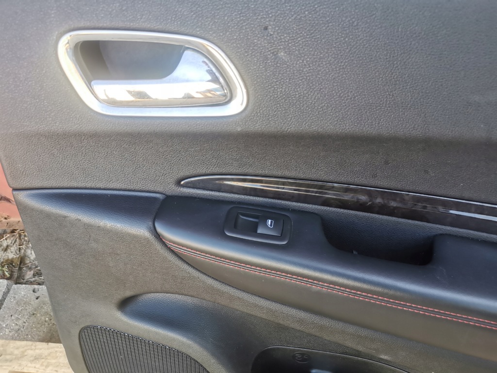 фото №7, Обшивка дверь задняя правый кожа dodge durango 2011-