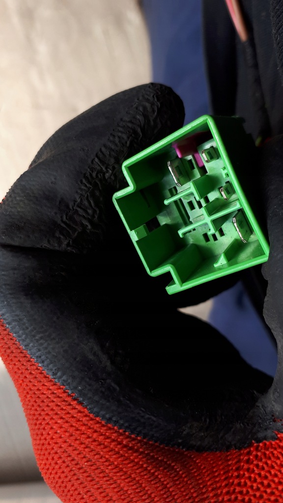 фото №9, A5 8t a4 b8 штекер сидіння підігрів 4f0937741f