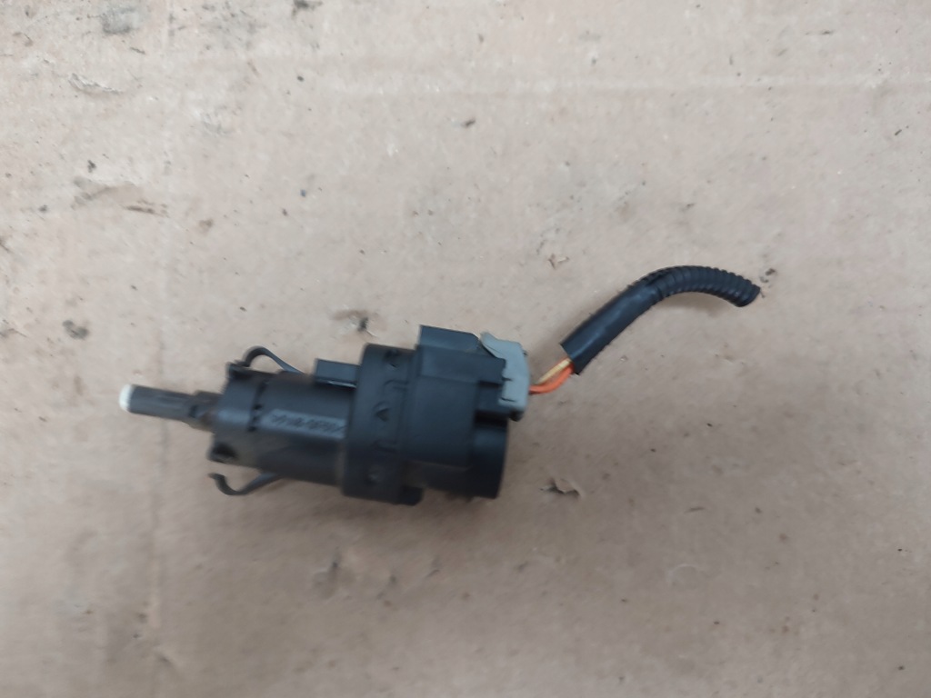 фото №1, Датчик педали тормоза ford focus mk2 2.0 tdci 3m5t-13480-ab