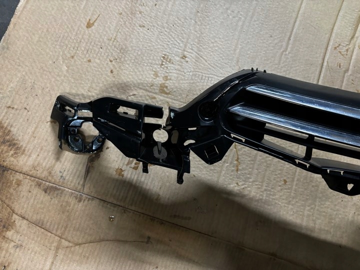 фото №2, Citroen c4 ii b7 ds4 решётка радиатора решётка радиатора хром 9687946280