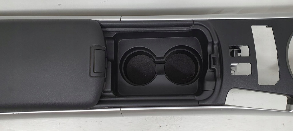 фото №7, Туннель средний подлокотник mazda rx-8 europa