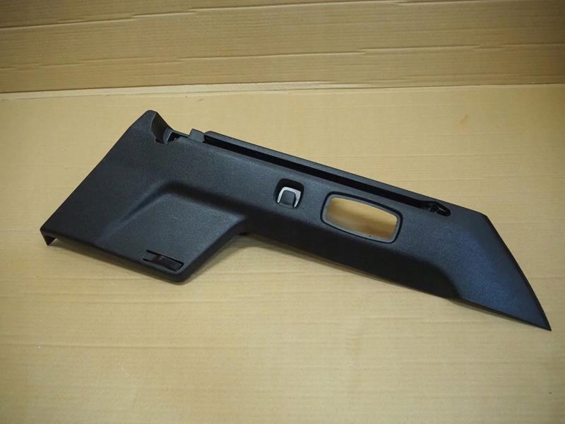 фото №2, Защита багажника правая renault megane iv kombi