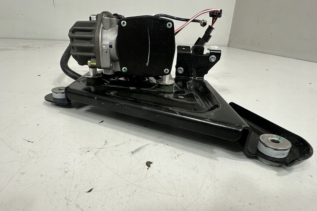 фото №6, Компресор підвіска bmw i4 g26 6894450 electric 400kw 2024