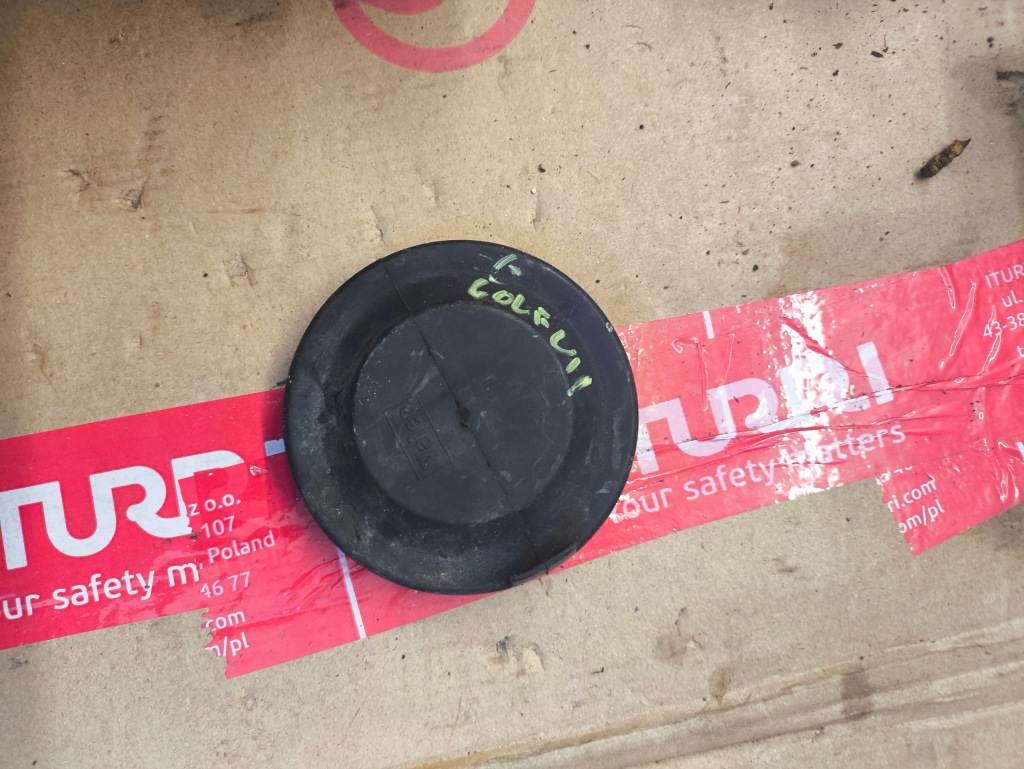 фото №1, Volkswagen golf vii кришка заглушка лампи vw golf vii 89004031 ?