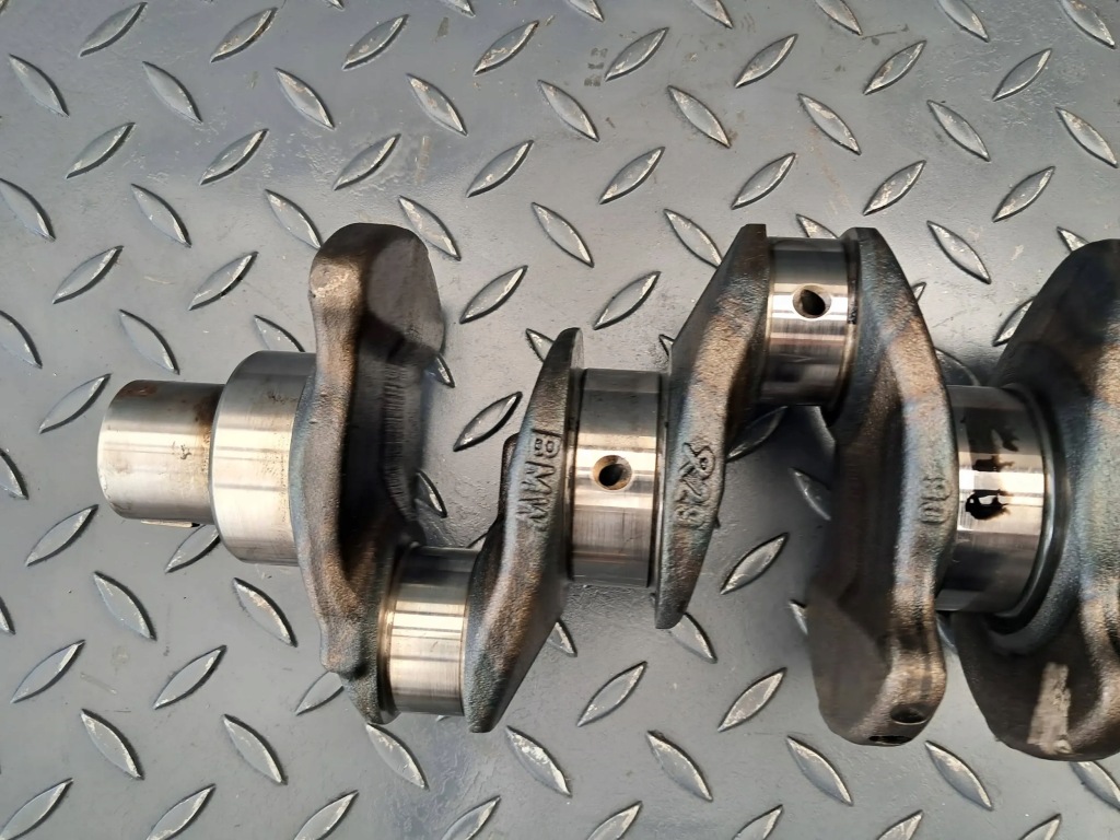 Wał коленчатый двигателя 7 798 473 bmw e87 e90 318d m47n2 Киев