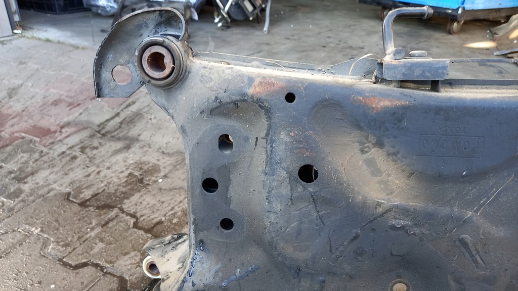 фото №8, Подрамник перед volvo v40 12-19r