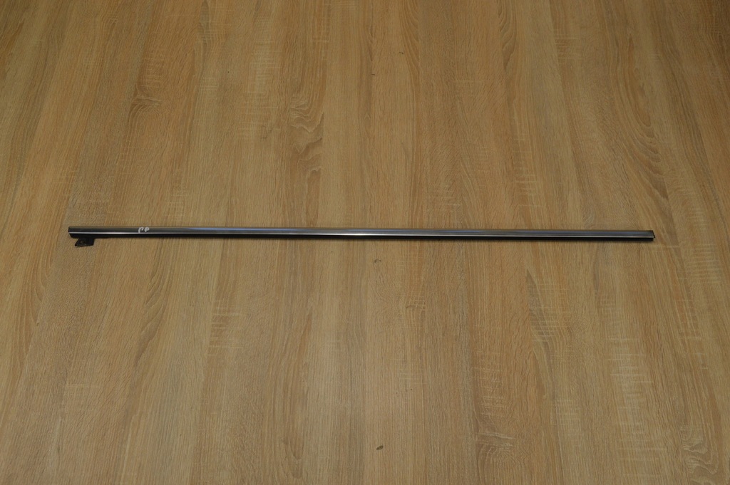 фото №1, Молдинг ущільнювач двері права laguna iii coupe