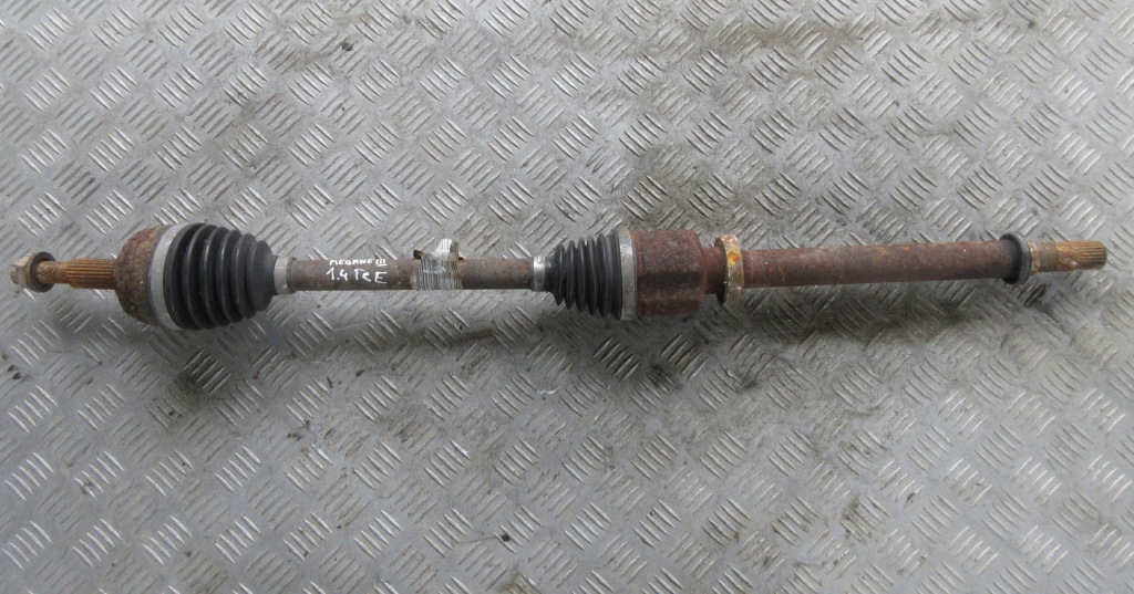 Купить Renault megane 3 приводной вал длинная правый  1.4 tce