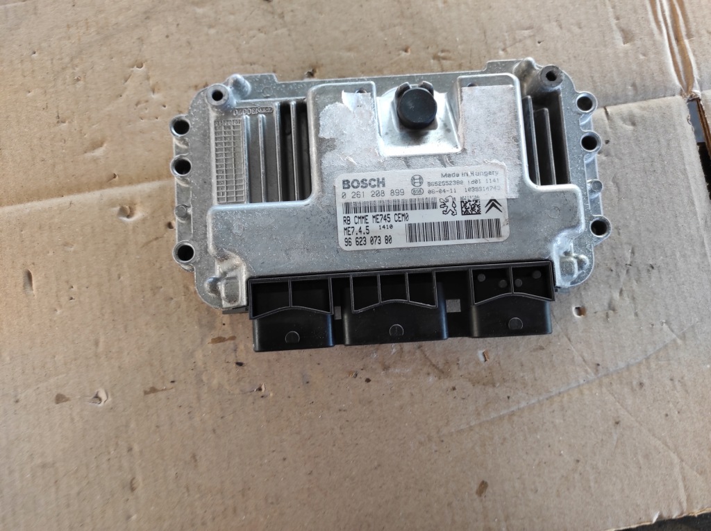 фото №1, Бортовий комп'ютер citroen c4 1,4 0261208899