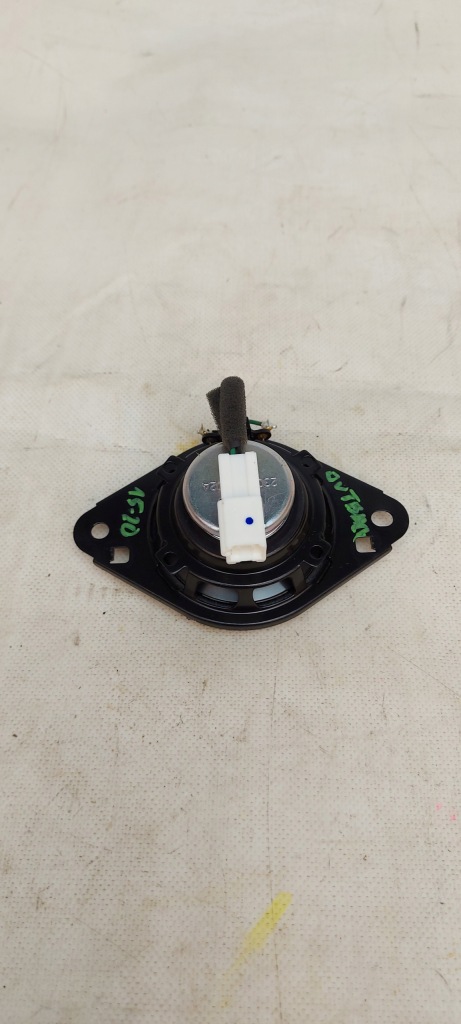 фото №7, Subaru outback 15- динамики панели приборной панели usa