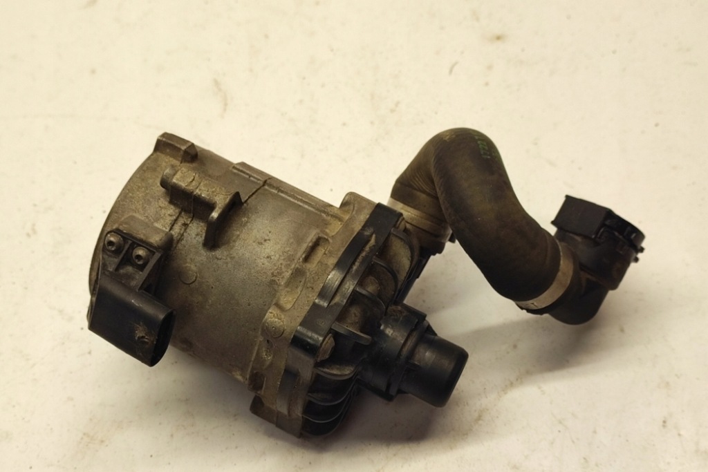 фото №9, Насос воды bmw 7 f01, f02 7566335 4.4l бензиновый 330kw 2014