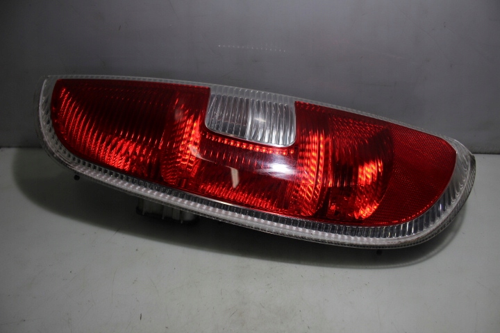 фото №1, Лампа левая задняя skoda roomster lift